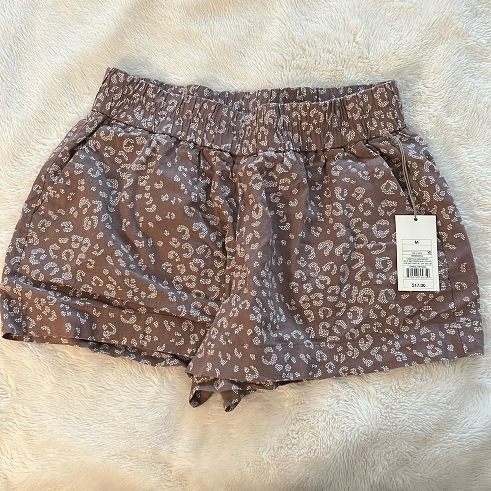 A New Day women’s shorts with pockets and elastic waistband